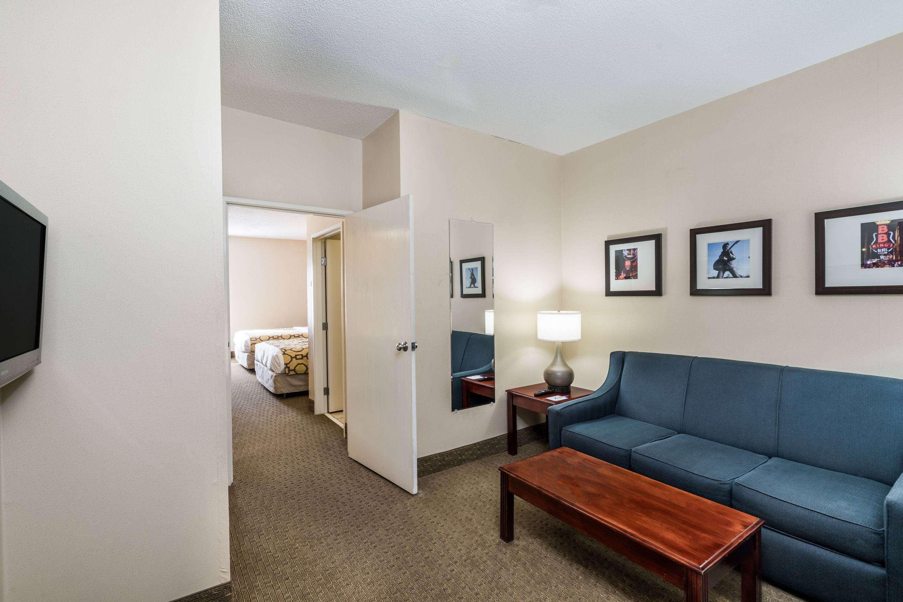 Travelodge By Wyndham Hawthorne Exterior photo