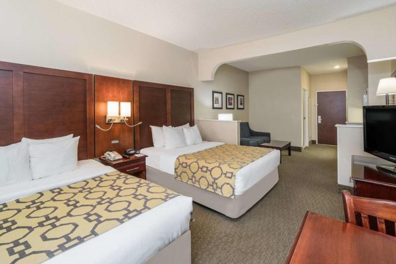 Travelodge By Wyndham Hawthorne Exterior photo